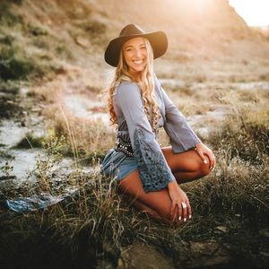 Meet your Posher, Hunter